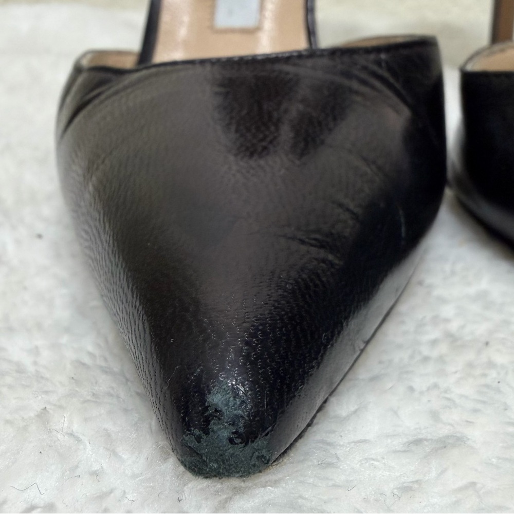 Manolo Blahnik d’Orsay Pump Black Leather Pointed Toe Ankle Strap Size 35 1/2 - Picture 12 of 16
